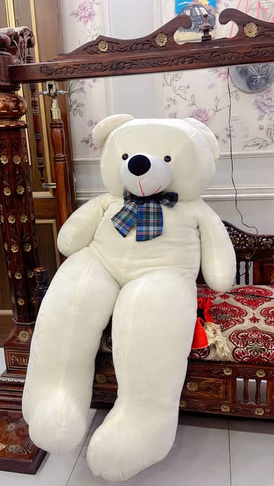White Teddy bear