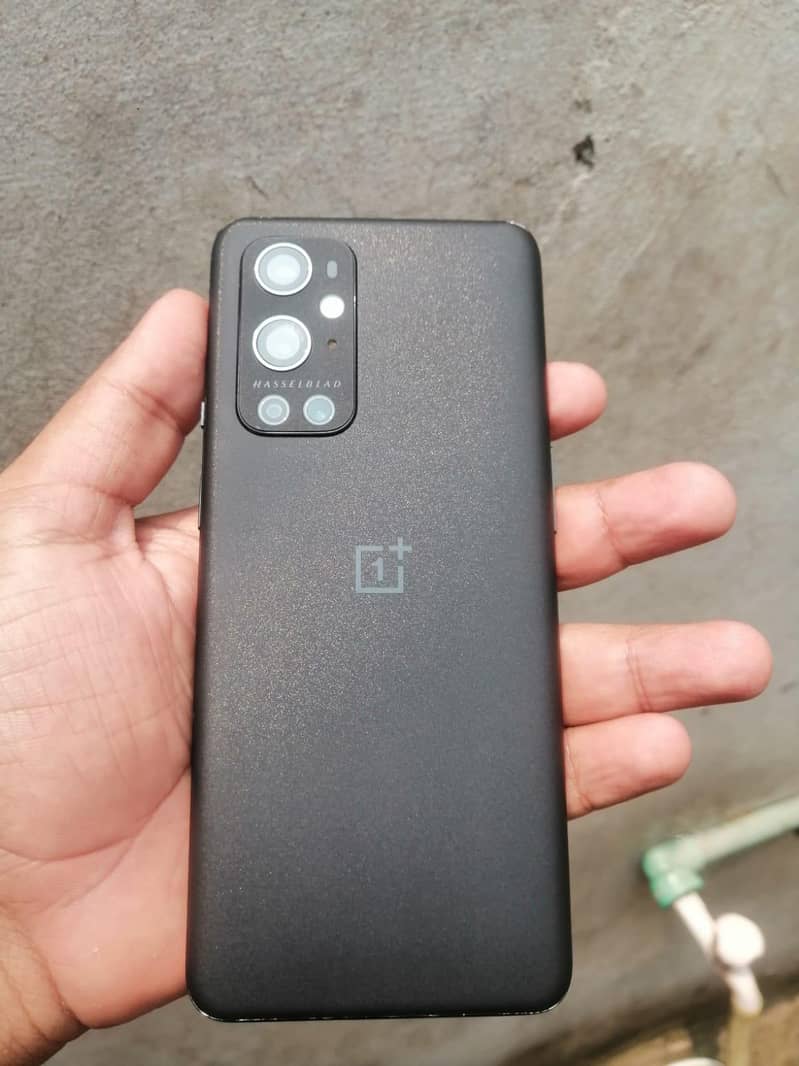 One Plus 9 Pro 5