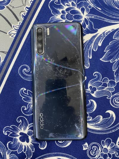 OPPO F15  8/128GB