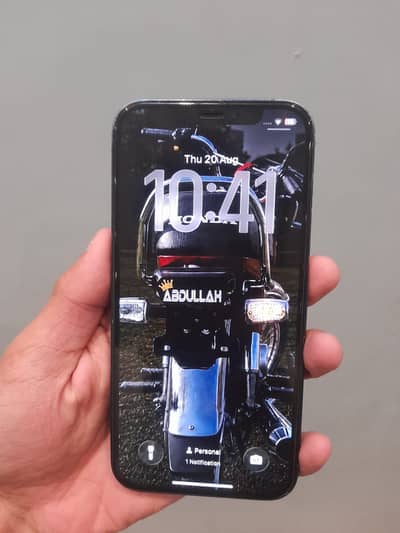 Apple iPhone 12