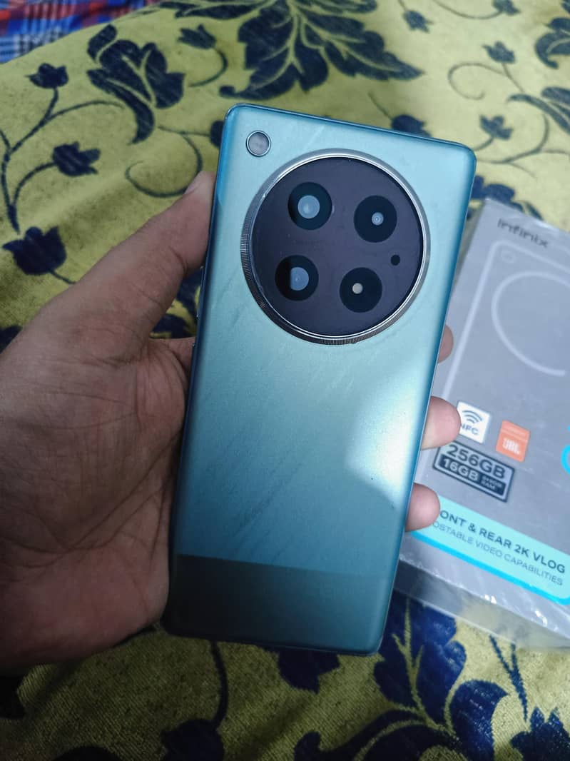 Infinix Zero 40 0