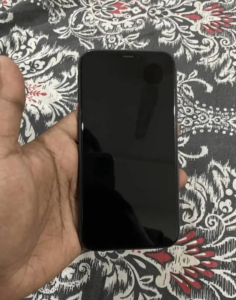 Apple iPhone 11 1