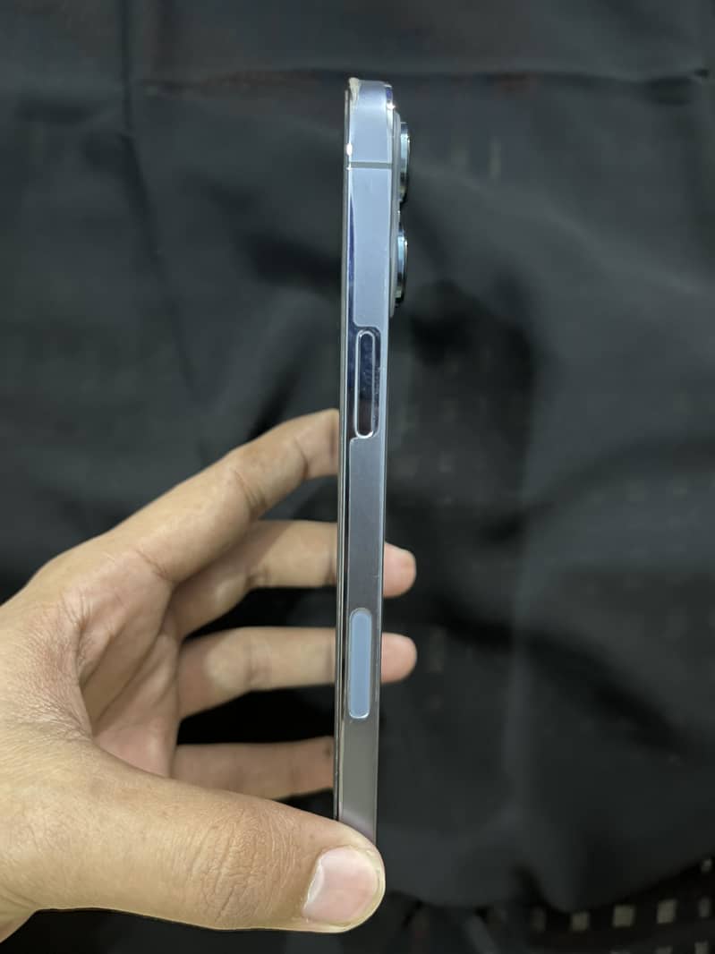IPhone 12 Pro Max 3