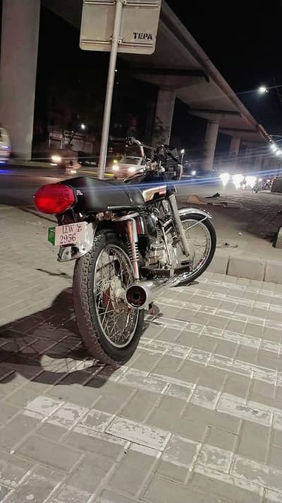 Honda cg125 2015 model first owner saf Condition file clear byo clear