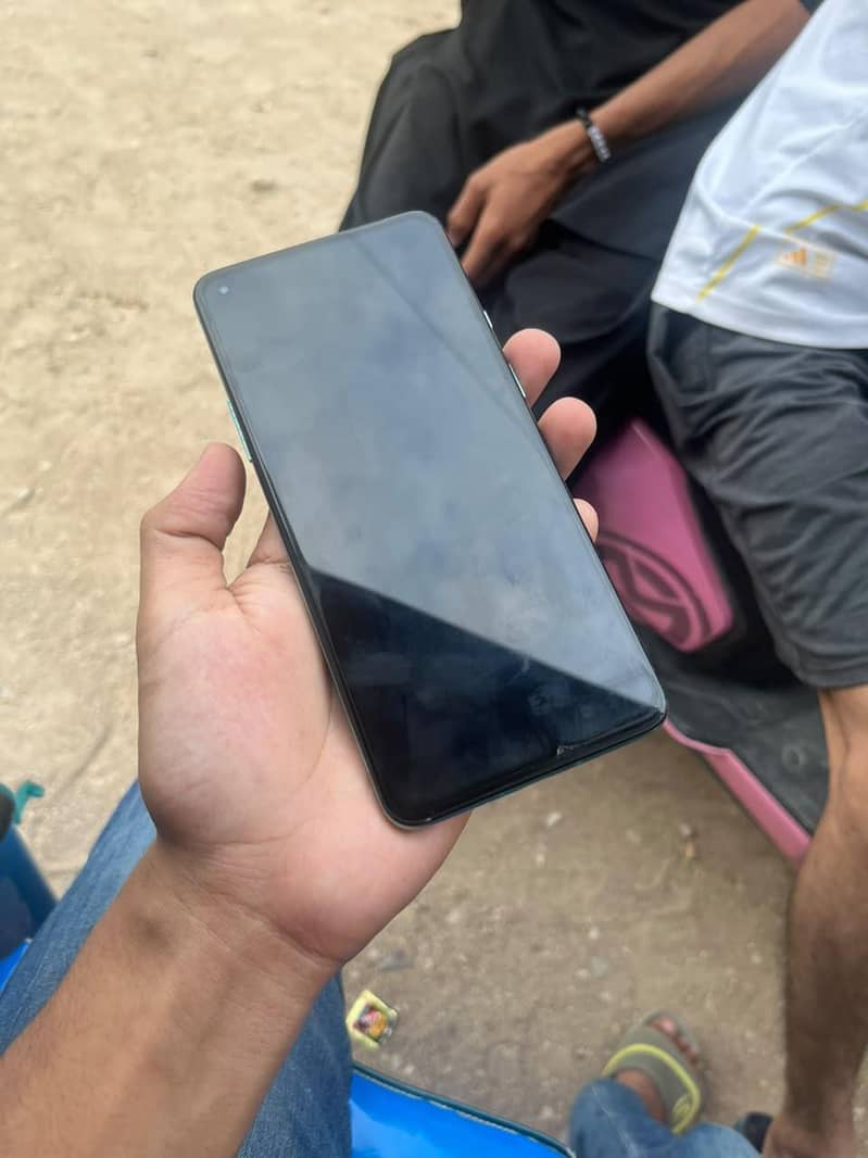 One Plus 8T 4