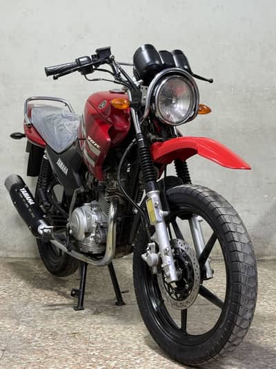 Yamaha ybr125g 2017 model ( japniess model )