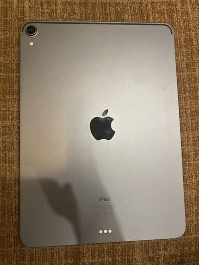 Ipad 11 pro 1st gen icloud loacked