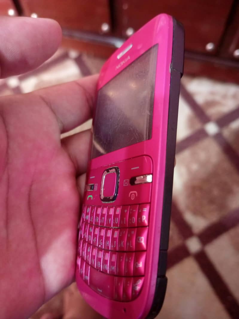 Nokia C3 4