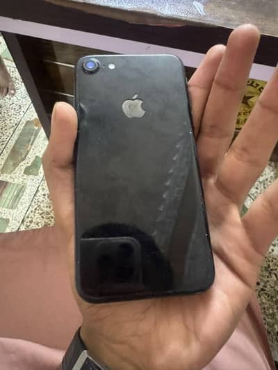 Apple iPhone 7