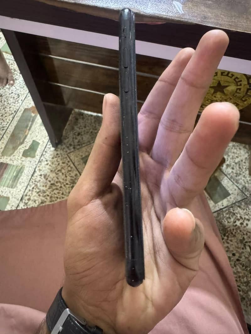 Apple iPhone 7 4