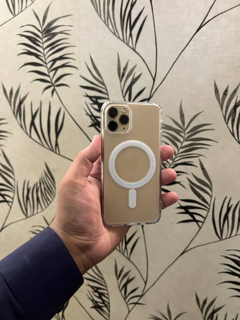 Apple iPhone 11 Pro 7