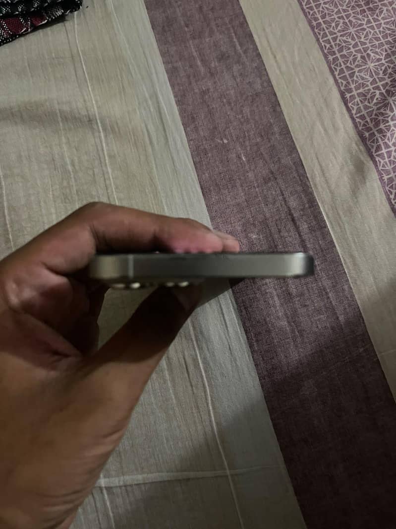 Apple iPhone 13 Pro Max 3