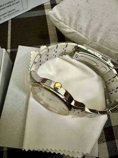 Seiko Essential Gold Watch - Sealed Packed