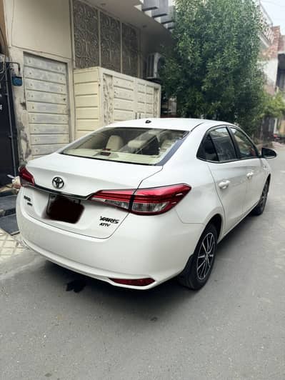 Toyota Yaris ATIV 2020