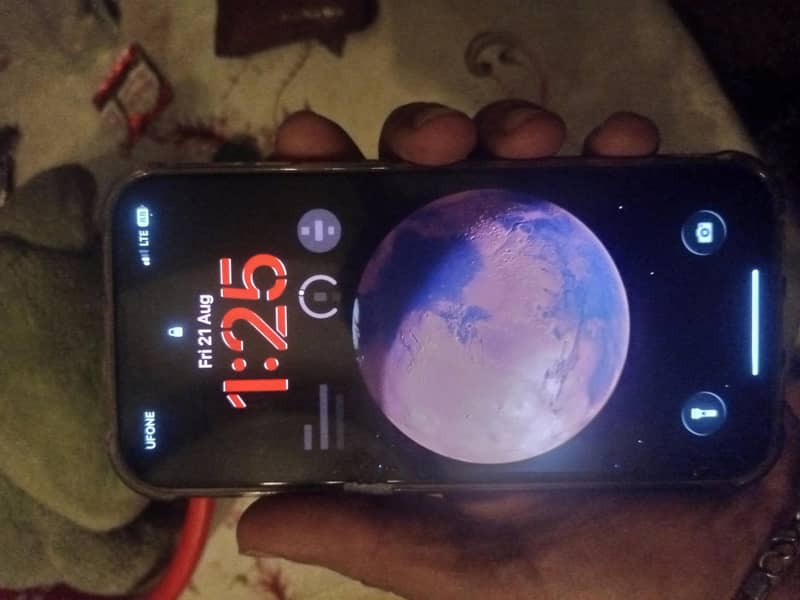Apple iPhone 13 3