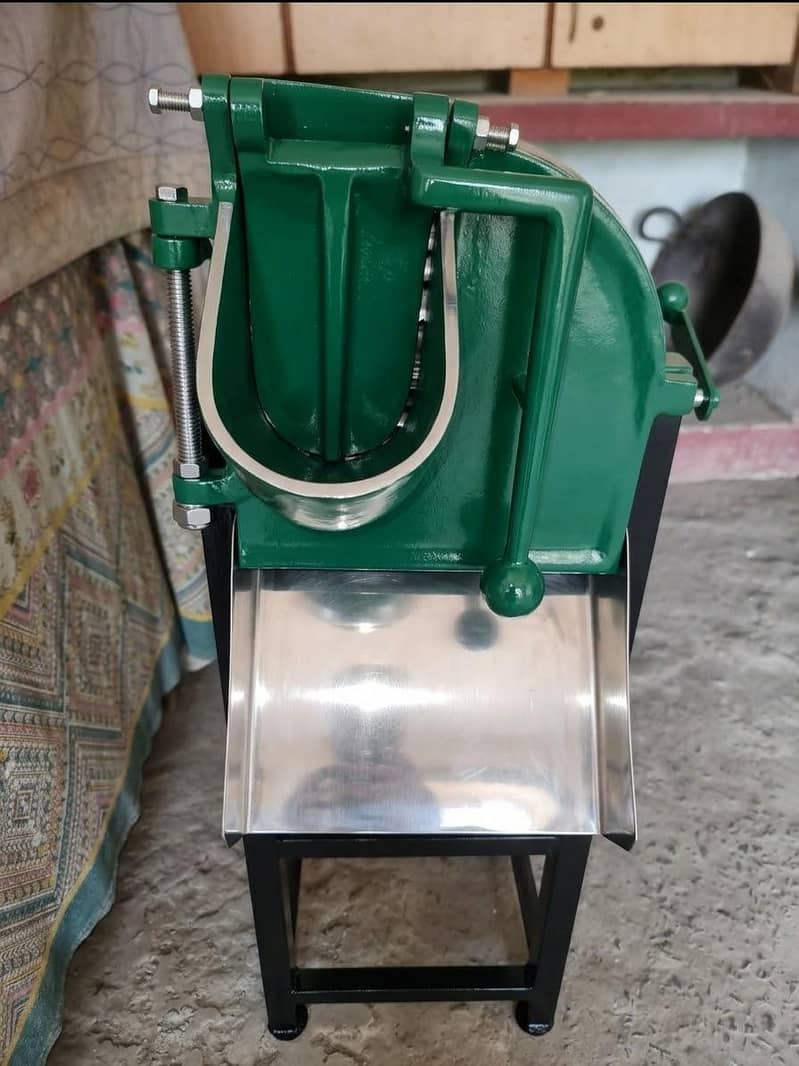 Vegetable Cutter Machine 1