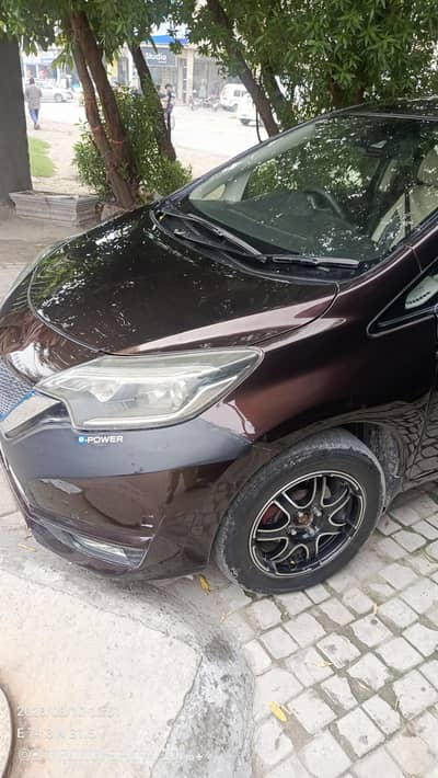 Nissan Note E Power 2026 fasat hand ha Mary apny name ha