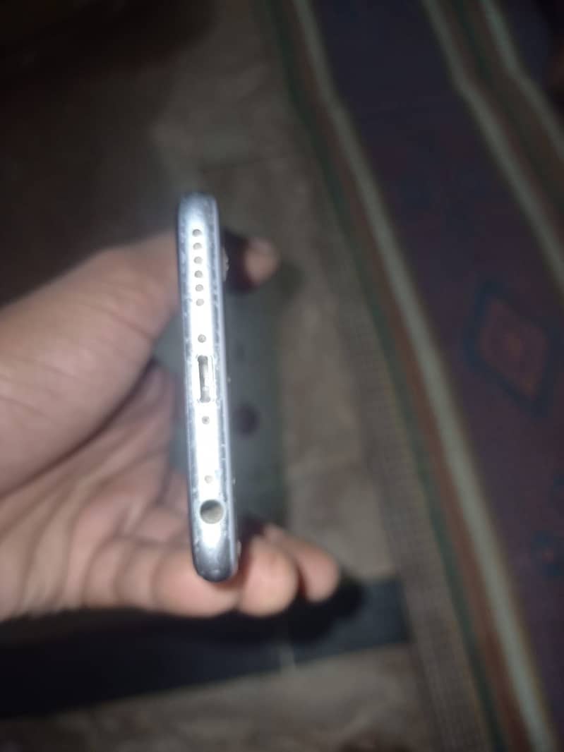 Apple iPhone 6S 6