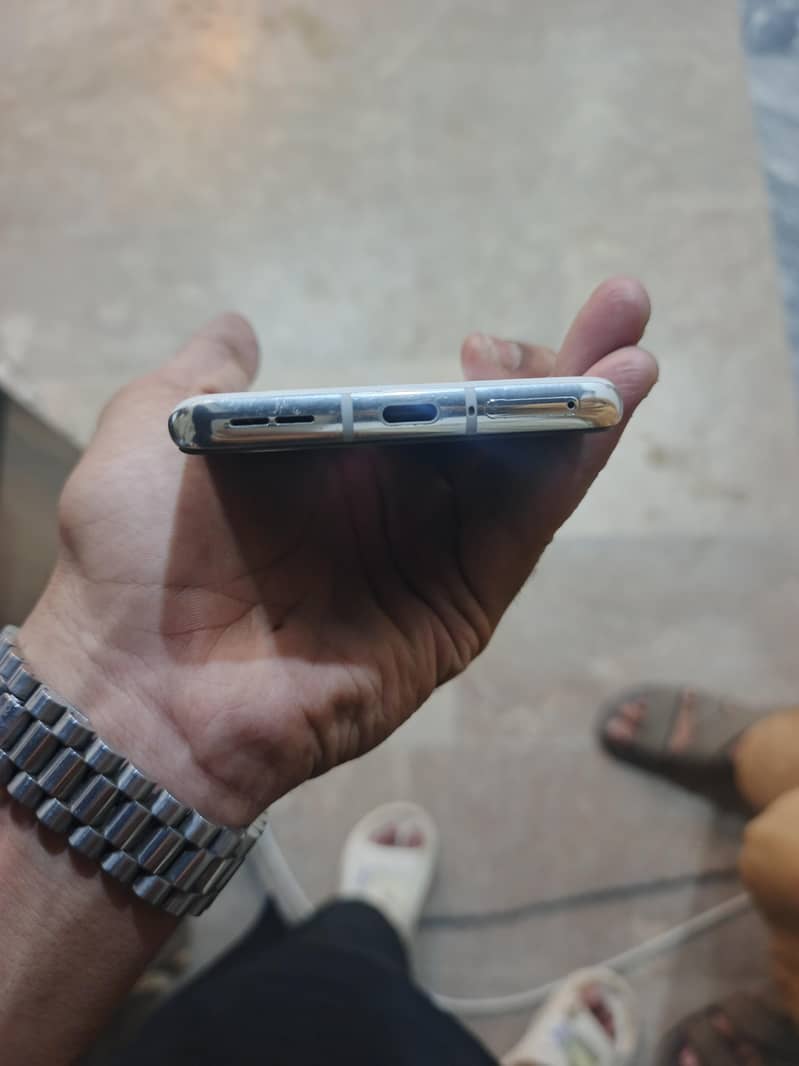 One Plus 10 Pro 3