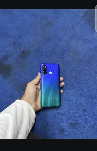 Tecno CAMON 15