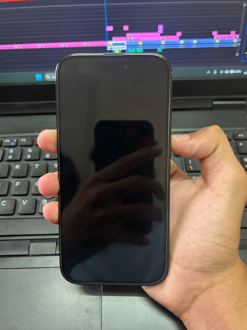 Apple iPhone 14 Pro 0