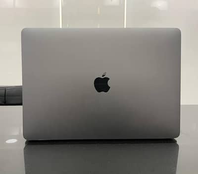 MacBook Pro 2019 15" | Core i9 | 32GB RAM | 512GB SSD | 4GB Dedicated