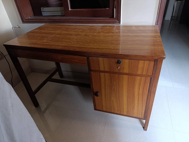 wood study table 1