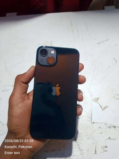 Apple iPhone 13