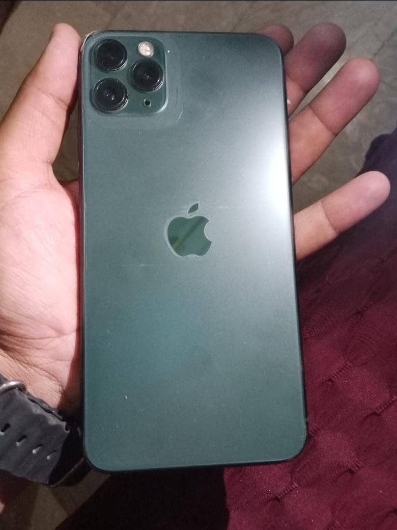 Apple iPhone 11 Pro Max 1