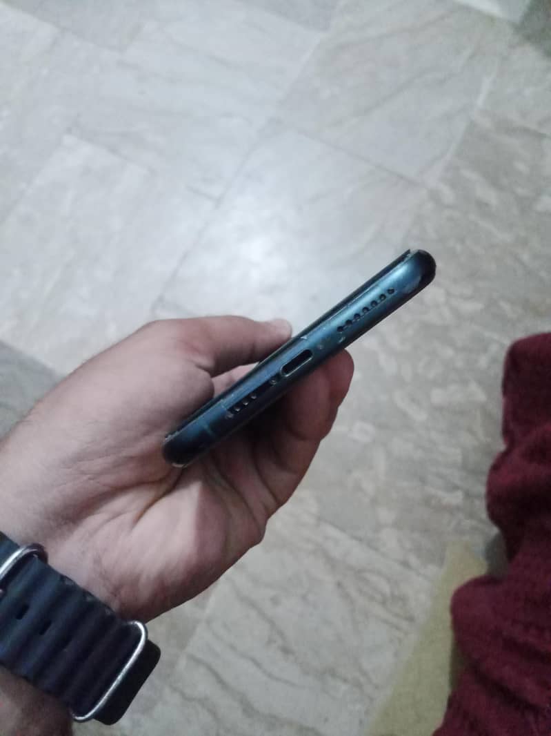 Apple iPhone 11 Pro Max 5