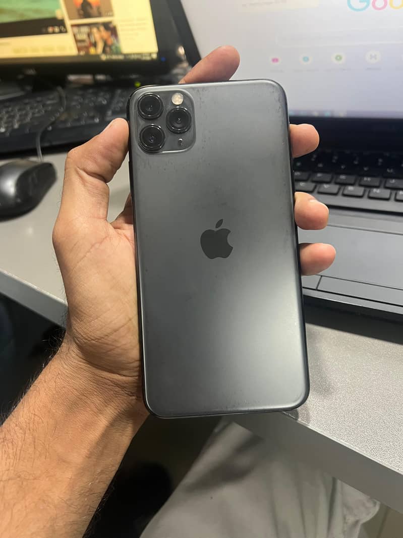 Apple iPhone 11 Pro Max 1