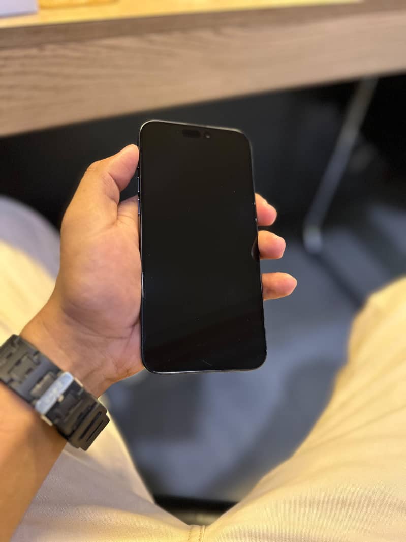 Apple iPhone 15 Pro Max 5