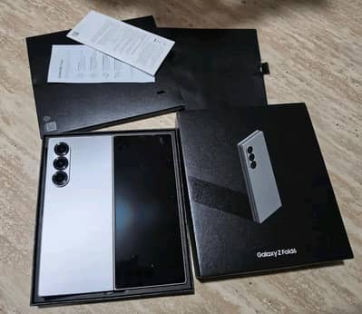Samsung Mobile Z Fold 6