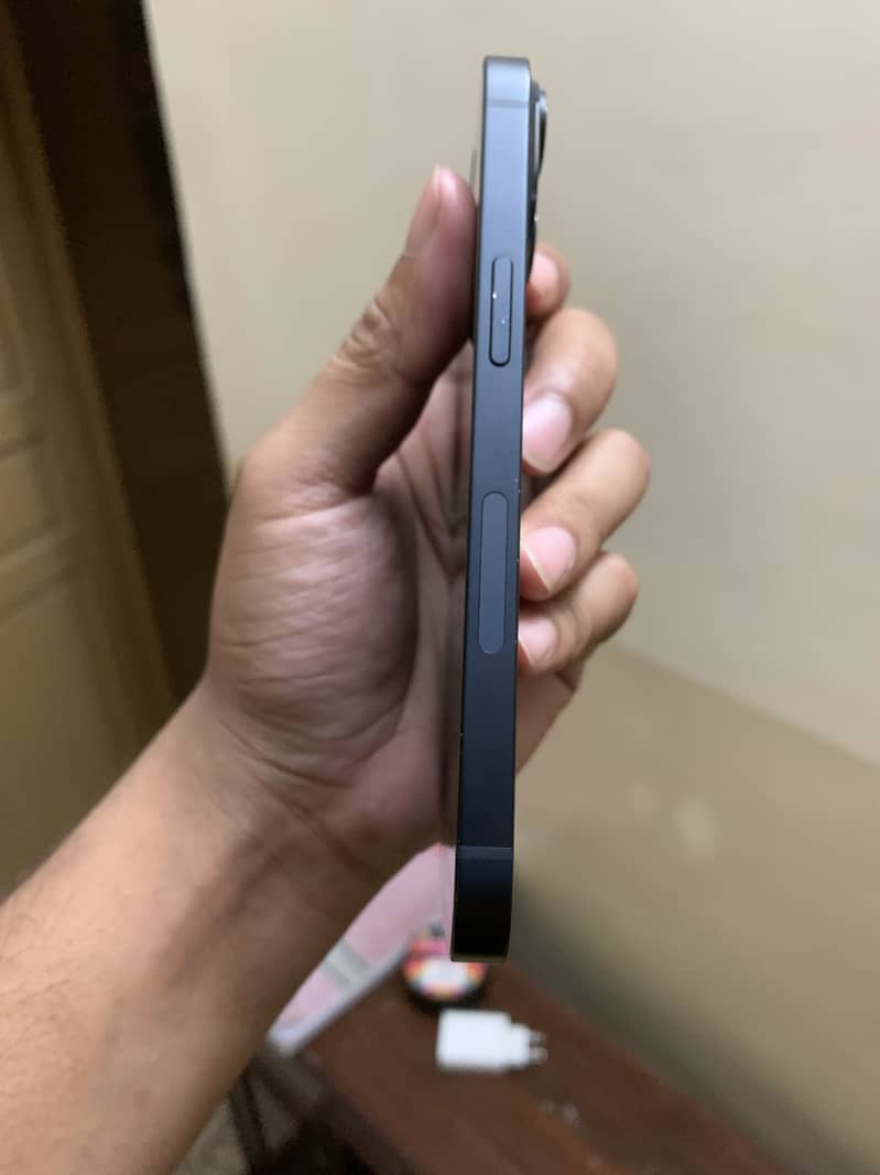 Apple iPhone 14 6