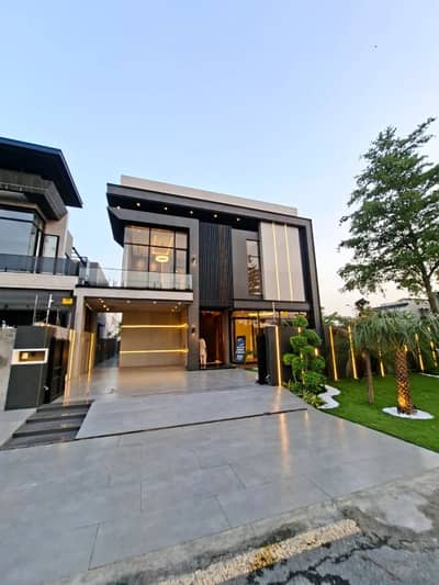 1 Kanal Ultra Modern House Available For Sale in DHA Phase 7 Very Close To McDonald's Prime Location.