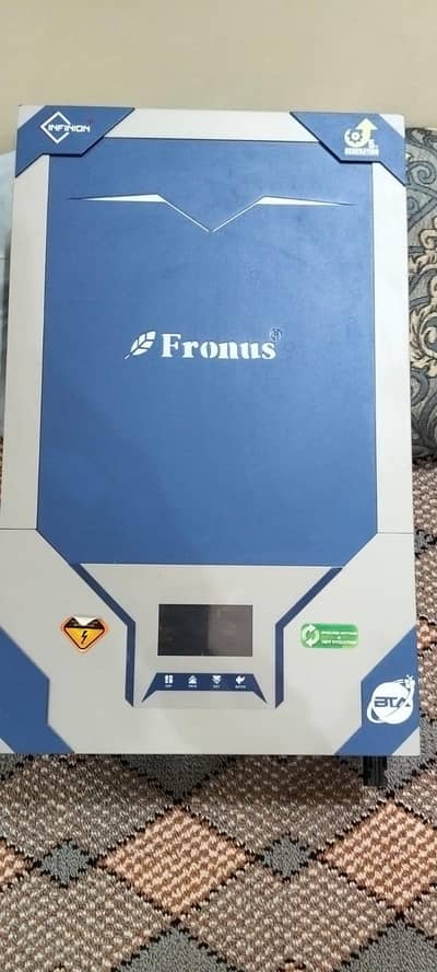 fronus 6kw. 7.000pv solar