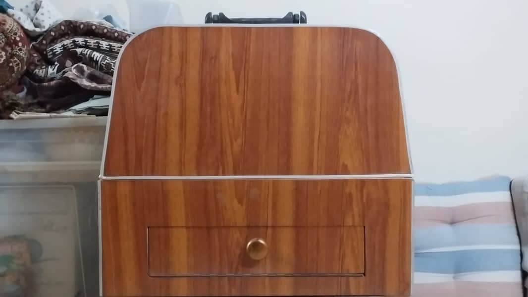 Silai Machine box Singer 2