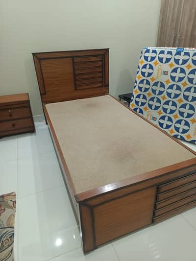 Single bed + 2 side tables + mattress