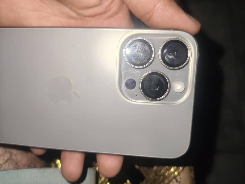 iphone 15 pro max 0