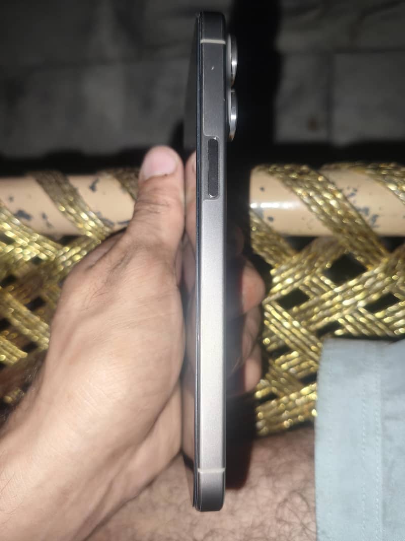 iphone 15 pro max 7