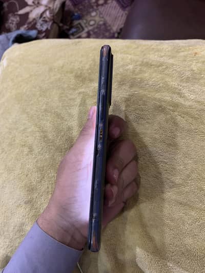 Techno camon 17