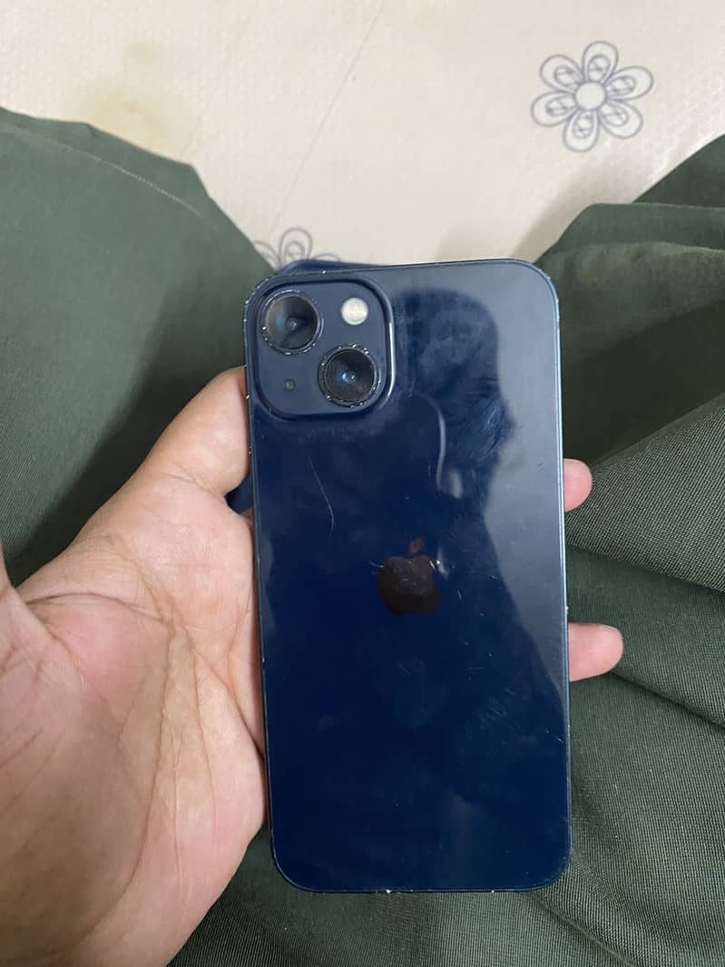 Apple iPhone 13 0