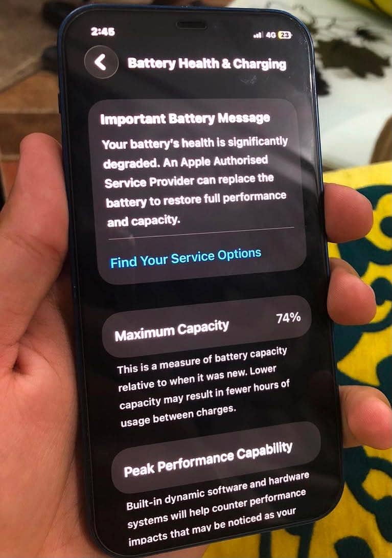 Apple iPhone 12 6
