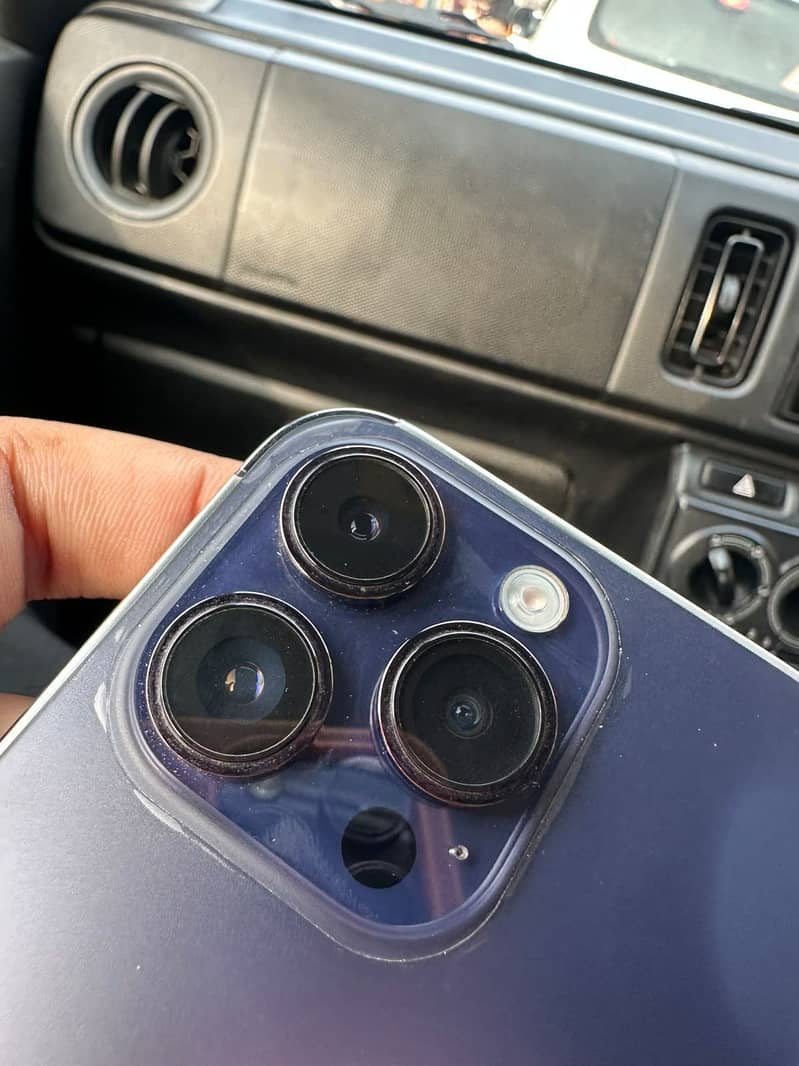 Apple iPhone 14 Pro 2