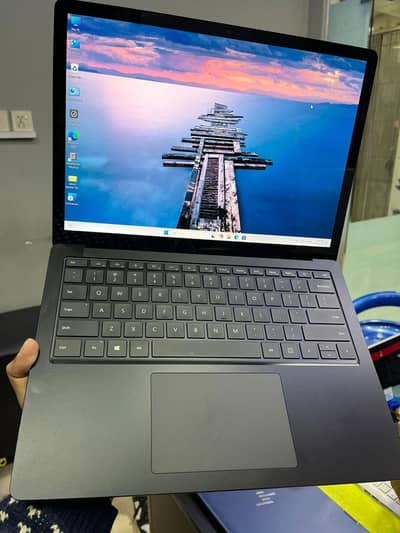Micro Soft Surface Laptop 4