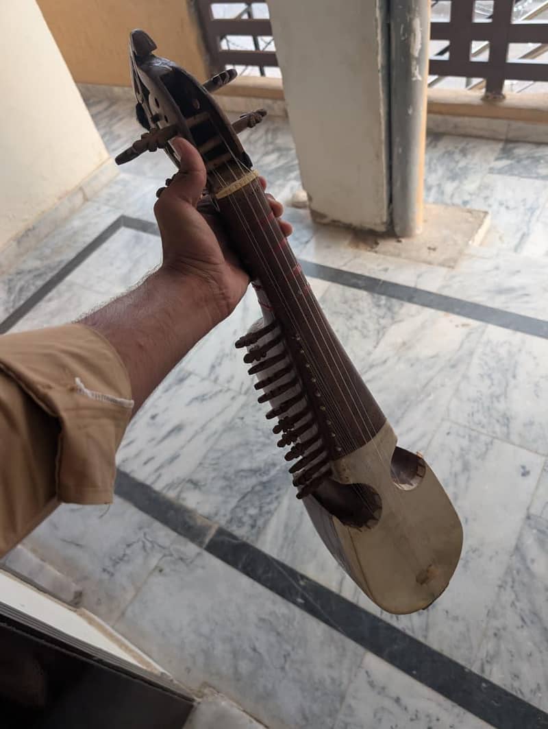 Rabab 1