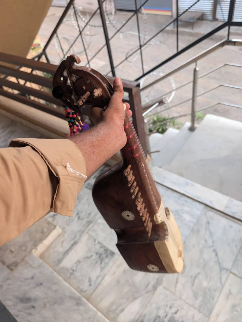 Rabab 4