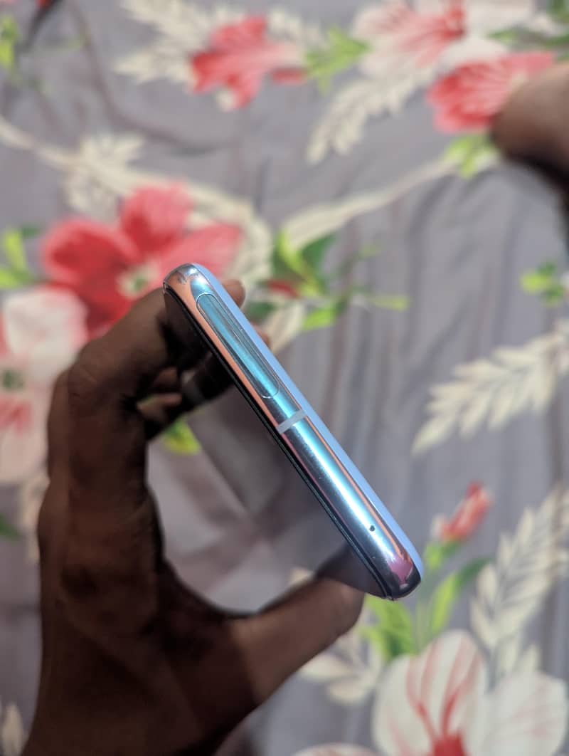Google Pixel 8 Pro 4