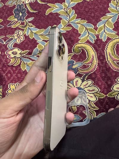 Apple iPhone 13 Pro jv