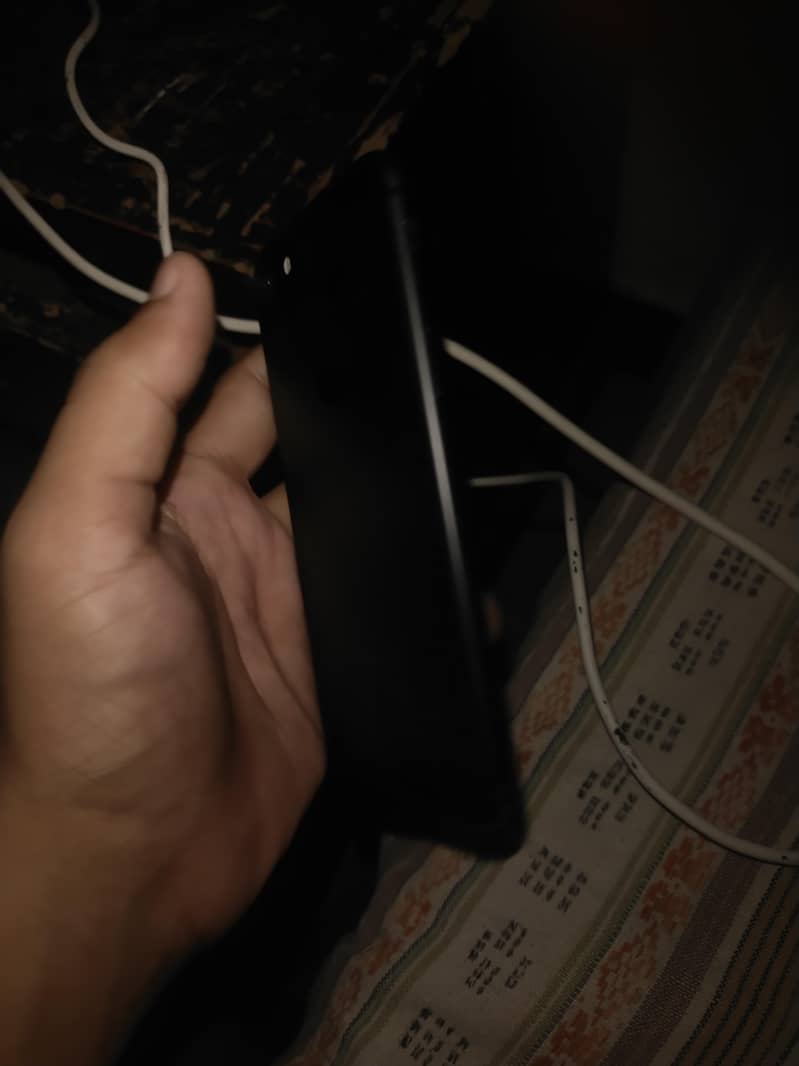 Apple iPhone 7 2
